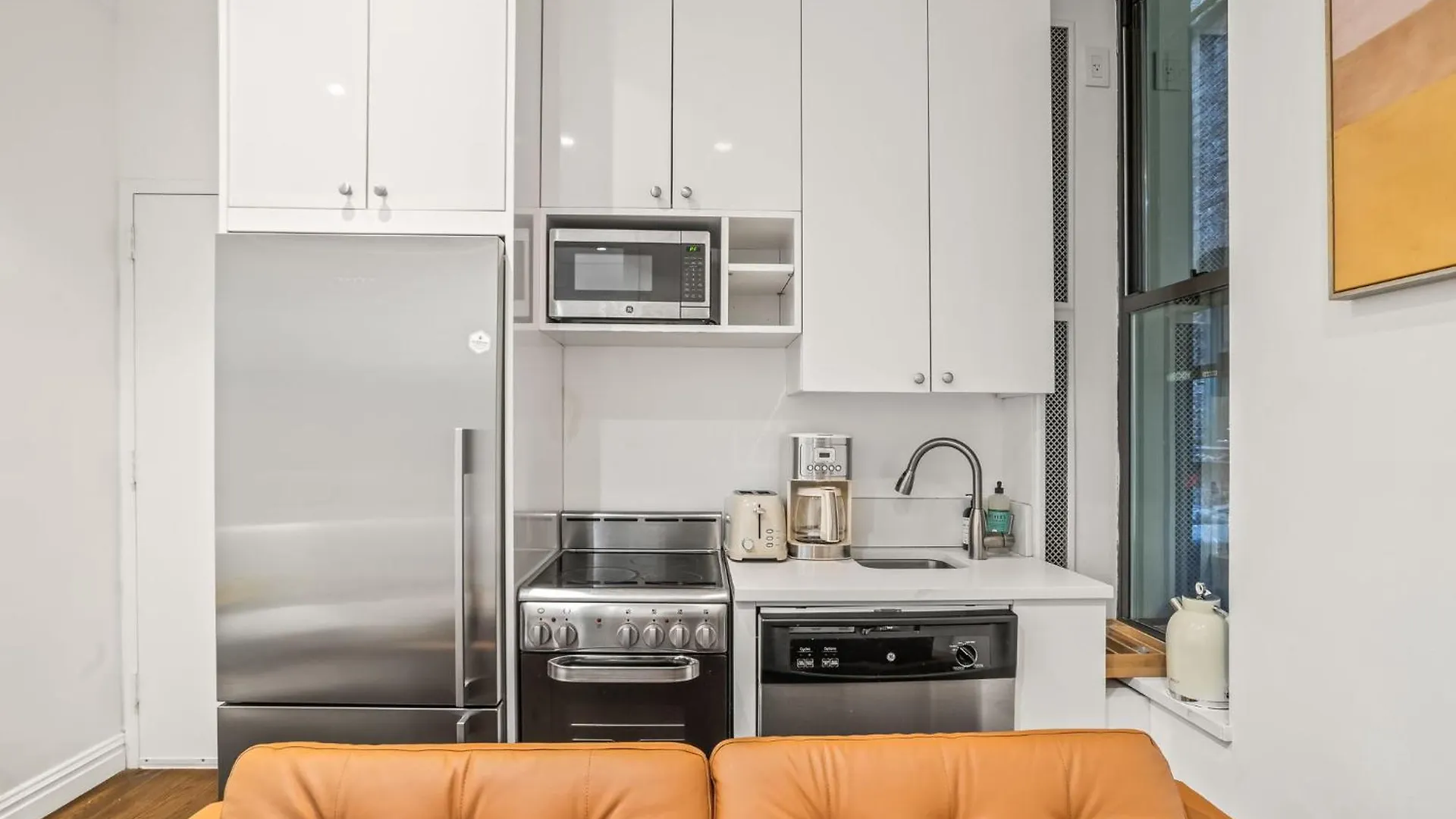 Modern 3Bd 1 Bath City Escape Нью-Йорк 0*,  США
